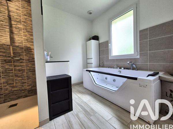 Maison à vendre 5 pièces 94 m² Les Mathes