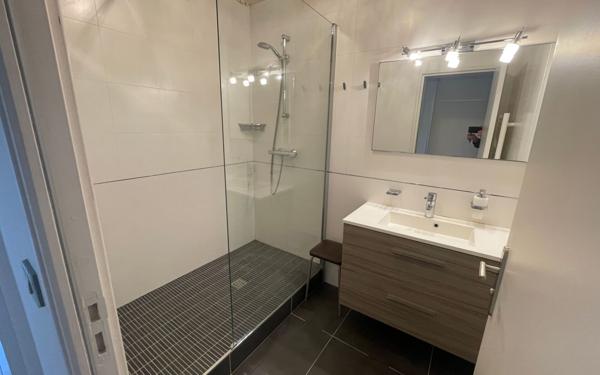 Appartement à louer    3 pièces • 71,42 m2 Antony