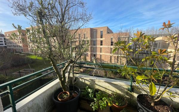 Appartement à louer    3 pièces • 71,42 m2 Antony