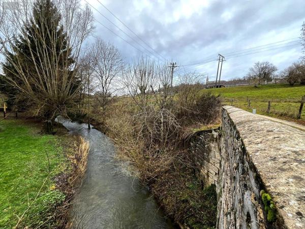 Maison à vendre à Nogent en Haute-Marne (52800), ref : SGML116090