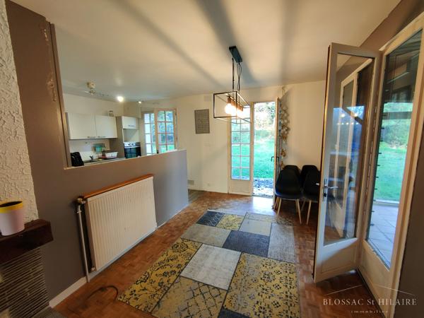 Maison de 90,05m² et dépendance d'environ 30m² sur 2 019m² de terrain avec piscine