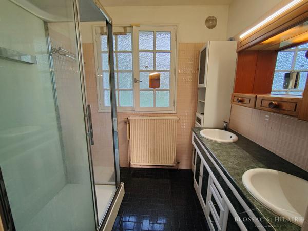 Maison de 90,05m² et dépendance d'environ 30m² sur 2 019m² de terrain avec piscine