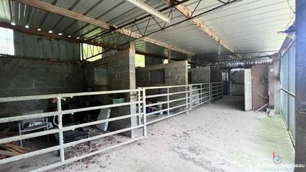 Longère sur 4ha 33 secteur Saint-Berthevin