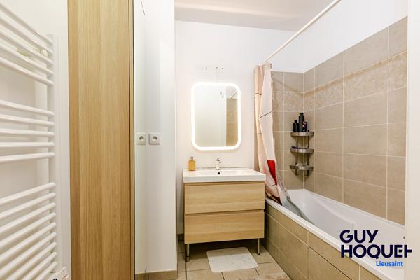 Appartement 3 pièces à Lieusaint  avec terrasse, jardin et deux places de parking en sous-sol !