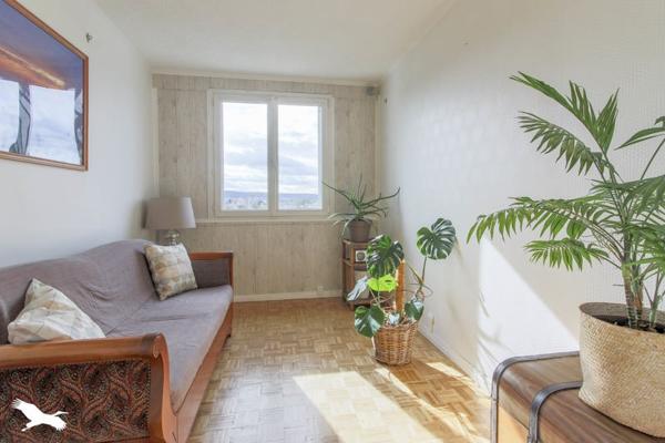 Appartement à vendre |  Les Clayes-sous-Bois |  5 pièces | 87 m²