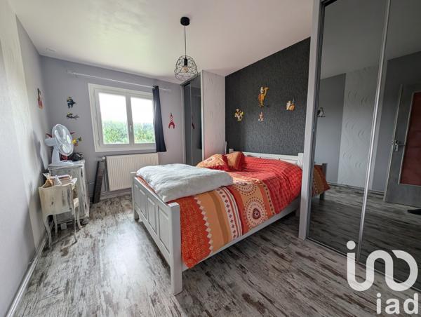 Maison traditionnelle 7 pièces de 145 m² à Arbent (01100)