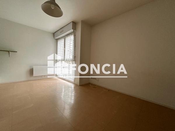 Location Studio 19.51 m² - ROGINE Poitiers 86000