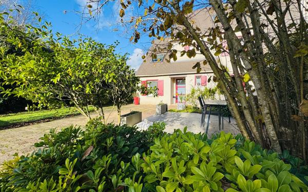 Maison à vendre    6 pièces • 178 m2 Carquefou