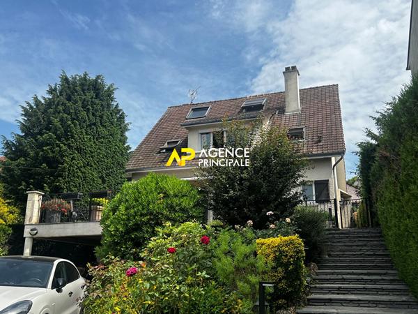 Argenteuil Coteaux maison 6 pièce(s) 160 m2, 4 chambres €565 000 ** - Référence 4566