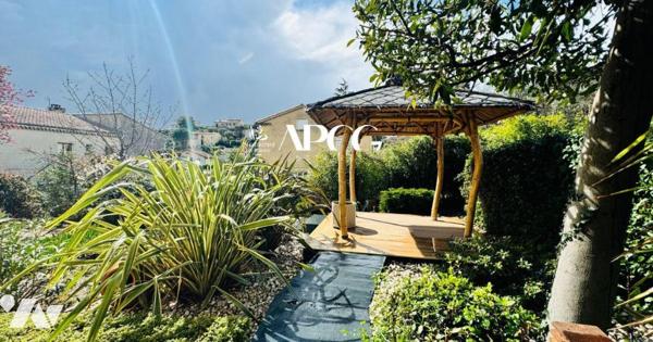 VILLA AVEC GARAGE ET TERRAIN