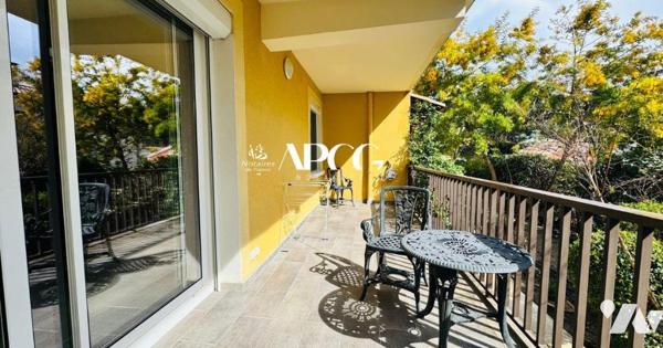 VILLA AVEC GARAGE ET TERRAIN