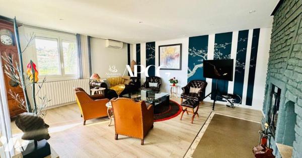 VILLA AVEC GARAGE ET TERRAIN