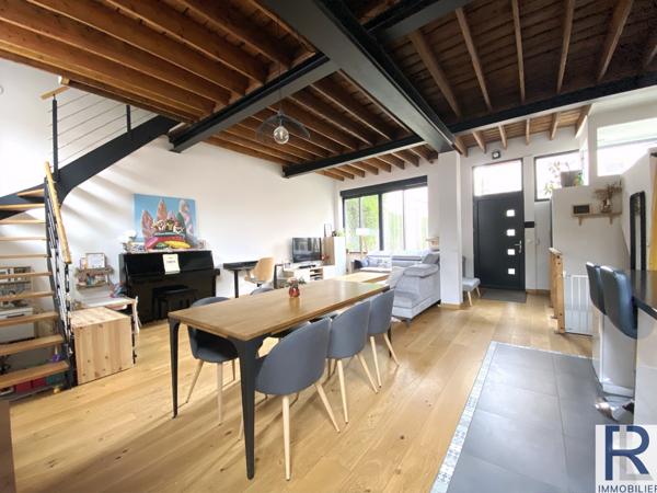 Châtillon (92320) Maison esprit loft avec piscine et dépendance à Chatillon