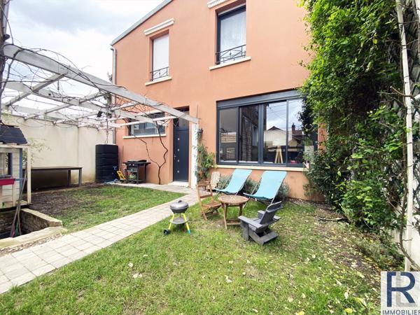 Châtillon (92320) Maison esprit loft avec piscine et dépendance à Chatillon