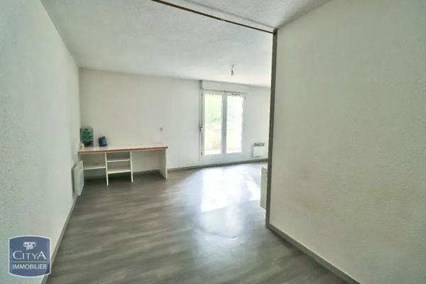 Appartement à louer 1 pièce 30.16m² Saint-Étienne (42100)