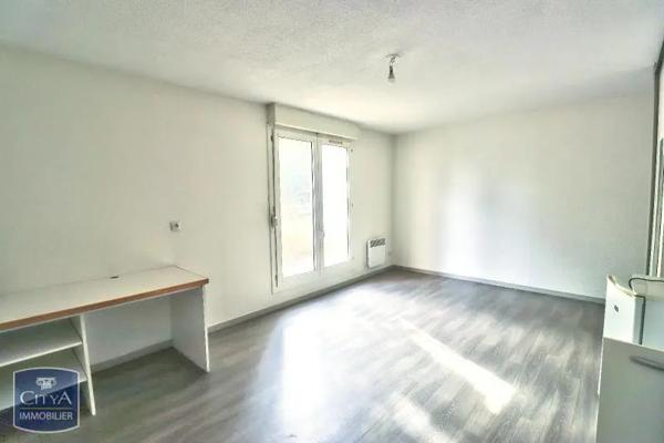 Appartement à louer 1 pièce 30.16m² Saint-Étienne (42100)