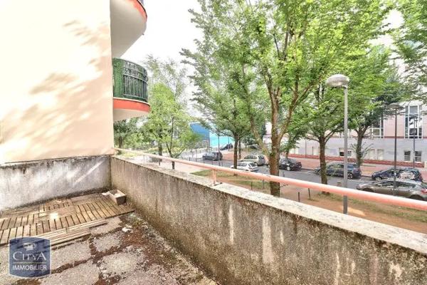Appartement à louer 1 pièce 30.16m² Saint-Étienne (42100)
