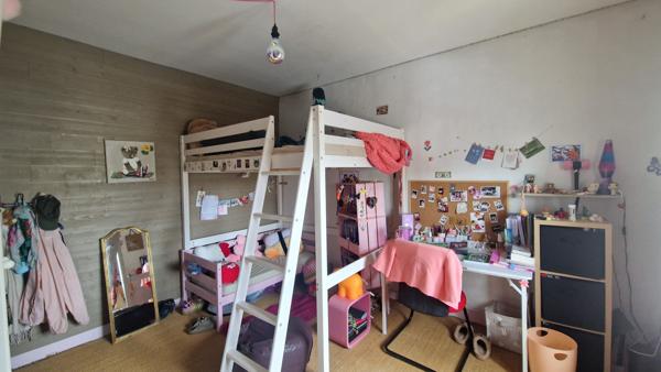 Maison - 9 pièces - 190 m²