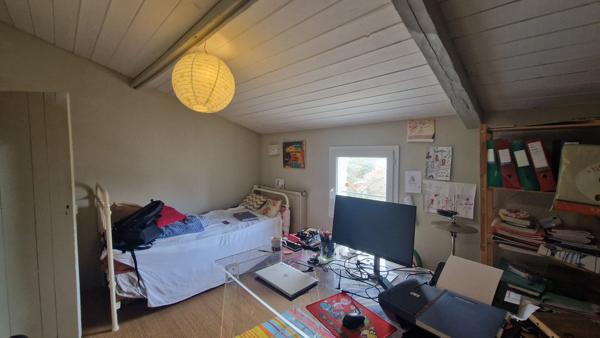 Maison - 9 pièces - 190 m²