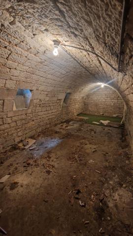 Maison - 9 pièces - 190 m²