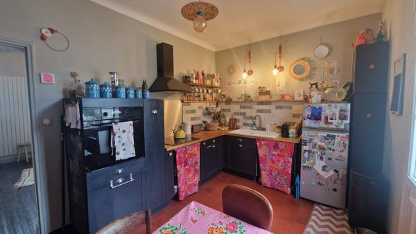 Maison - 9 pièces - 190 m²