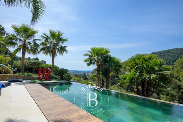 La Valette-du-Var, Maison 5 Chambres -  343 m² à vendre
