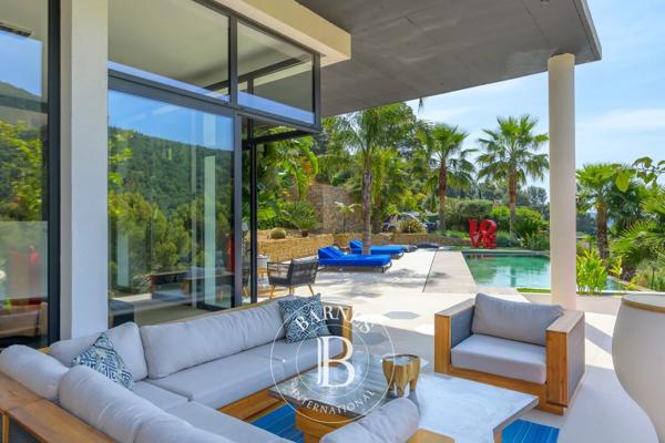 La Valette-du-Var, Maison 5 Chambres -  343 m² à vendre