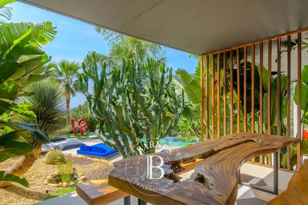 La Valette-du-Var, Maison 5 Chambres -  343 m² à vendre