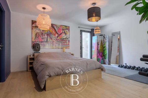 La Valette-du-Var, Maison 5 Chambres -  343 m² à vendre