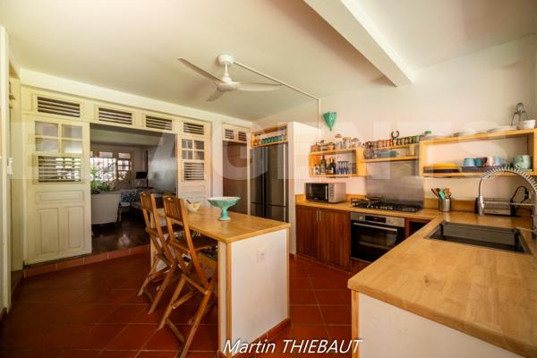 Une demeure unique face à la mer, au cœur de Trinité