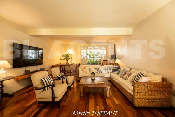 Une demeure unique face à la mer, au cœur de Trinité