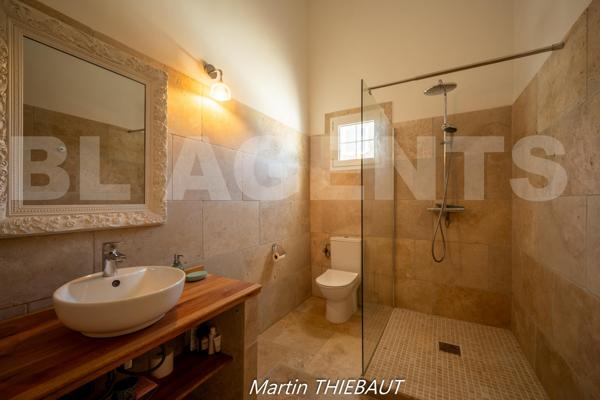 Une demeure unique face à la mer, au cœur de Trinité