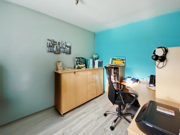 Morigny-Champigny (91150) Quartier " Les Monceaux " maison individuelle de 84 m2 avec véranda, sous-sol total + garage + jardin