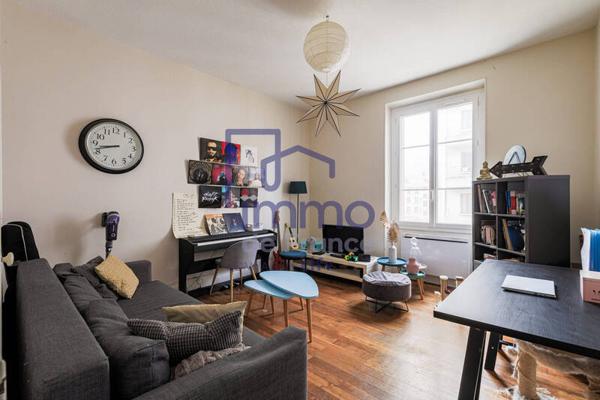 Appartement 2 pièces                                        - 38000 Grenoble Réf : 21746