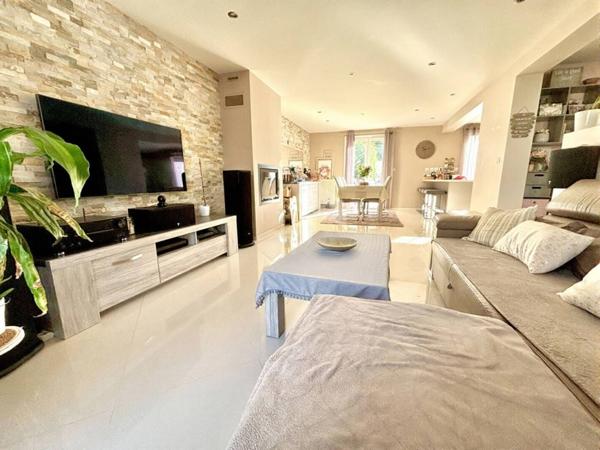 Maison Pontault Combault 6 pièce(s) 102 m2