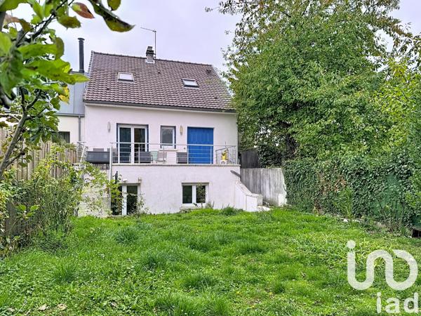 Maison à vendre 6 pièces 109 m² Rueil-Malmaison
