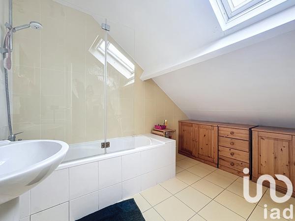 Maison à vendre 6 pièces 109 m² Rueil-Malmaison