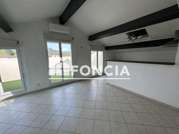 Location Appartement 4 pièces 75.39 m² - QUARTIER SAINT PONS LES MURES Port Grimaud 83310