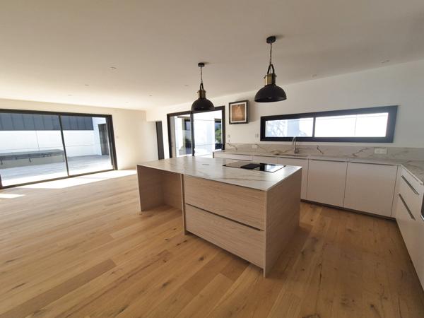 Maison 7 pièce(s) 4 chambre(s) 212.56 m²