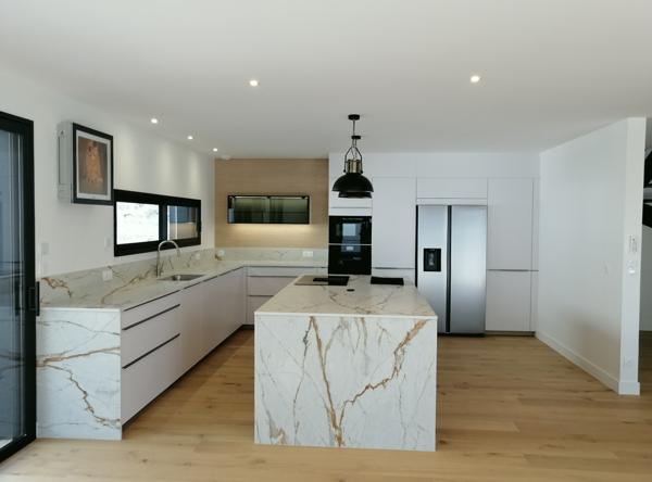 Maison 7 pièce(s) 4 chambre(s) 212.56 m²