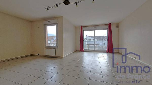 Appartement 5 pièces                                        - 42000 Saint-Étienne Réf : 2588-CIFVFOREZVELAY
