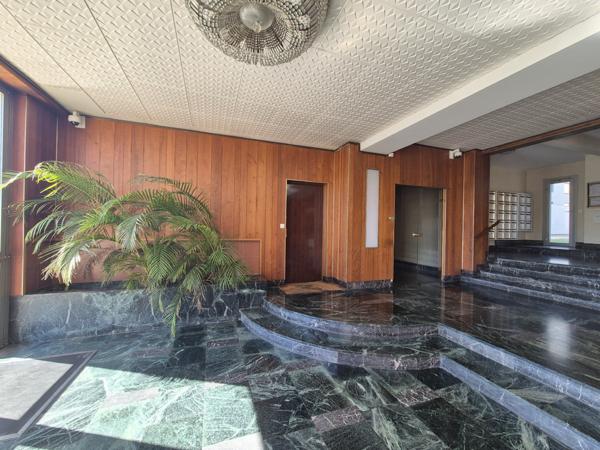 Appartement 2 pièce(s) 1 chambre(s) 48.7 m²