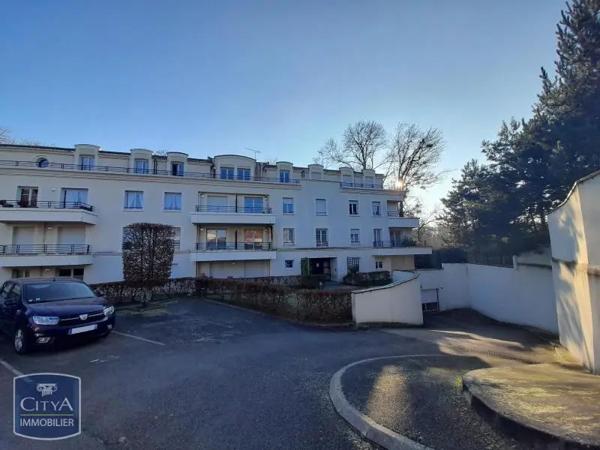 Appartement à louer 4 pièces 93m² Saint-Jean-de-Braye (45800)