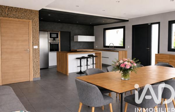 Maison à vendre 9 pièces 233 m² Kermaria-Sulard