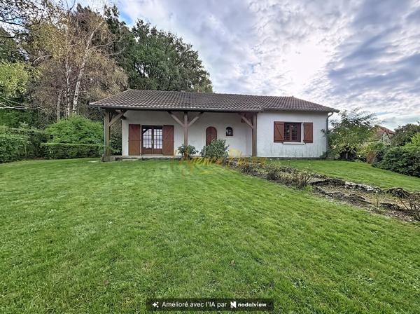 PLAIN-PIED SUR SOUS-SOL - SECTEUR FORET DE CHATELLERAULT