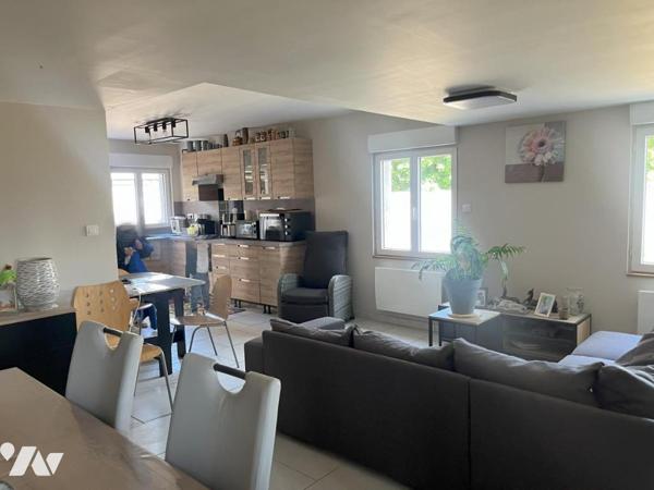 ENSEMBLE IMMOBILIER AVEC DEUX LOGEMENTS