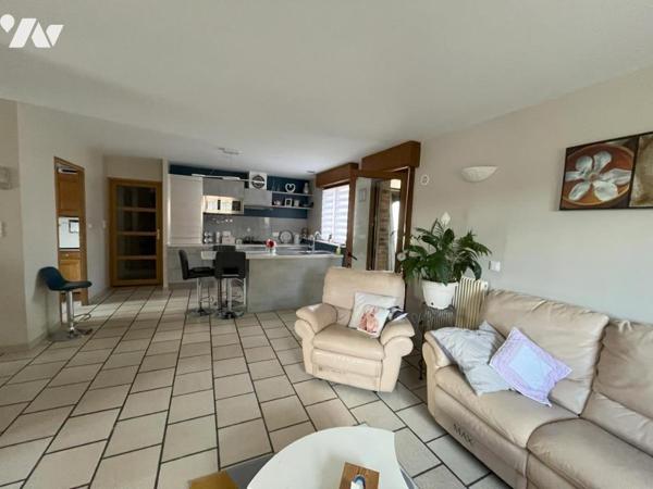 ENSEMBLE IMMOBILIER AVEC DEUX LOGEMENTS