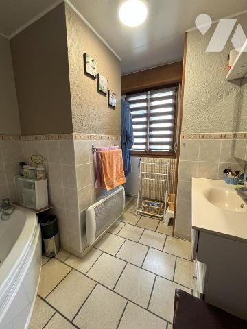 ENSEMBLE IMMOBILIER AVEC DEUX LOGEMENTS