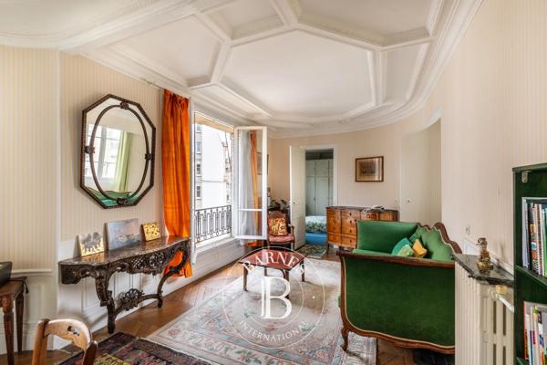 Paris 16ème, Appartement 1 Chambre -  52 m² à vendre