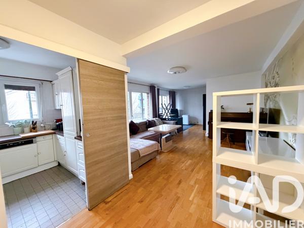 Location appartement 5 pièces 82 m² Bourg-la-Reine